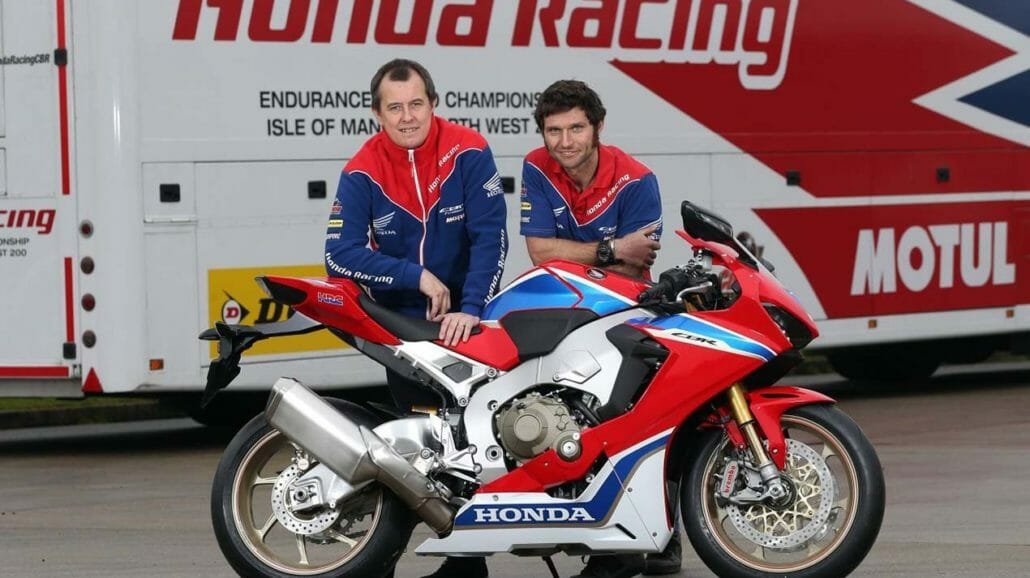 Guy-Martin-Honda-Road-Racing-2017-03