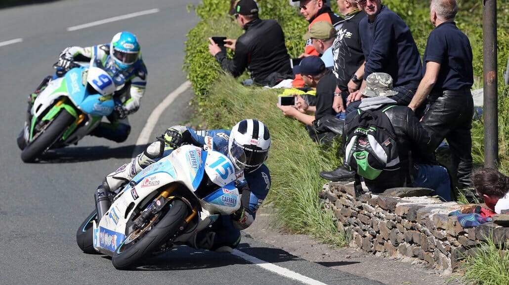 Isle of Man TT – heavy accidents on Saturday › Motorcycles.News ...