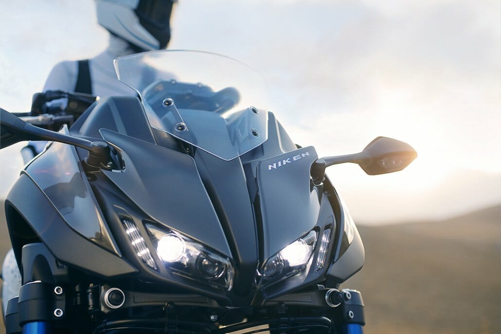 Yamaha NIKEN – MotorcyclesNews (1)