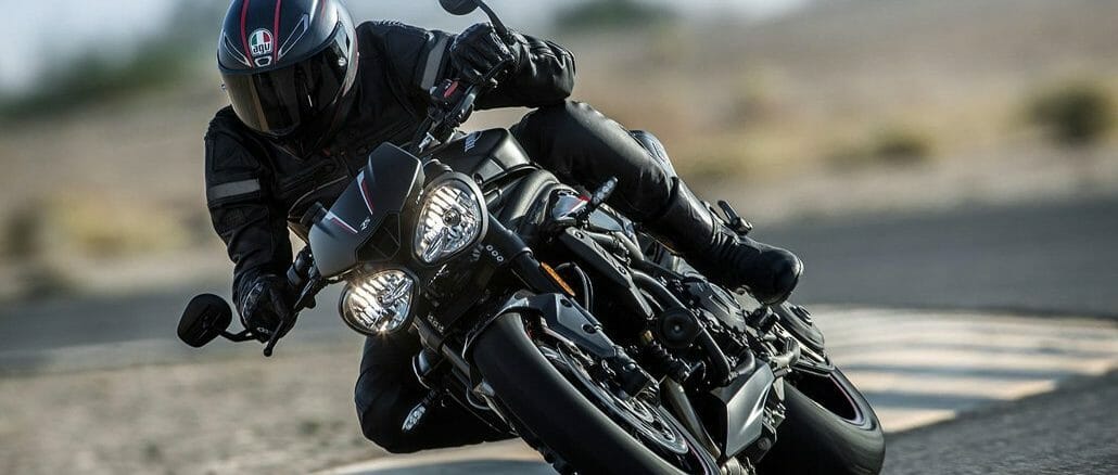 Triumph Speed Triple 2018 - Motorcycles News (22)