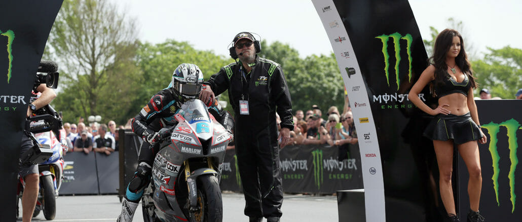 IOMTT 2018 Supersport TT 1 - Motorcycles News (21)