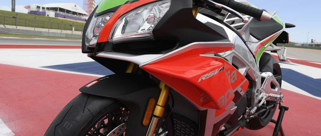 Aprilia-RSV4-RF-LE-COTA-12