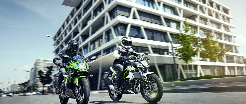 cropped-hi_Ninja_125_Angle_4_001.jpg