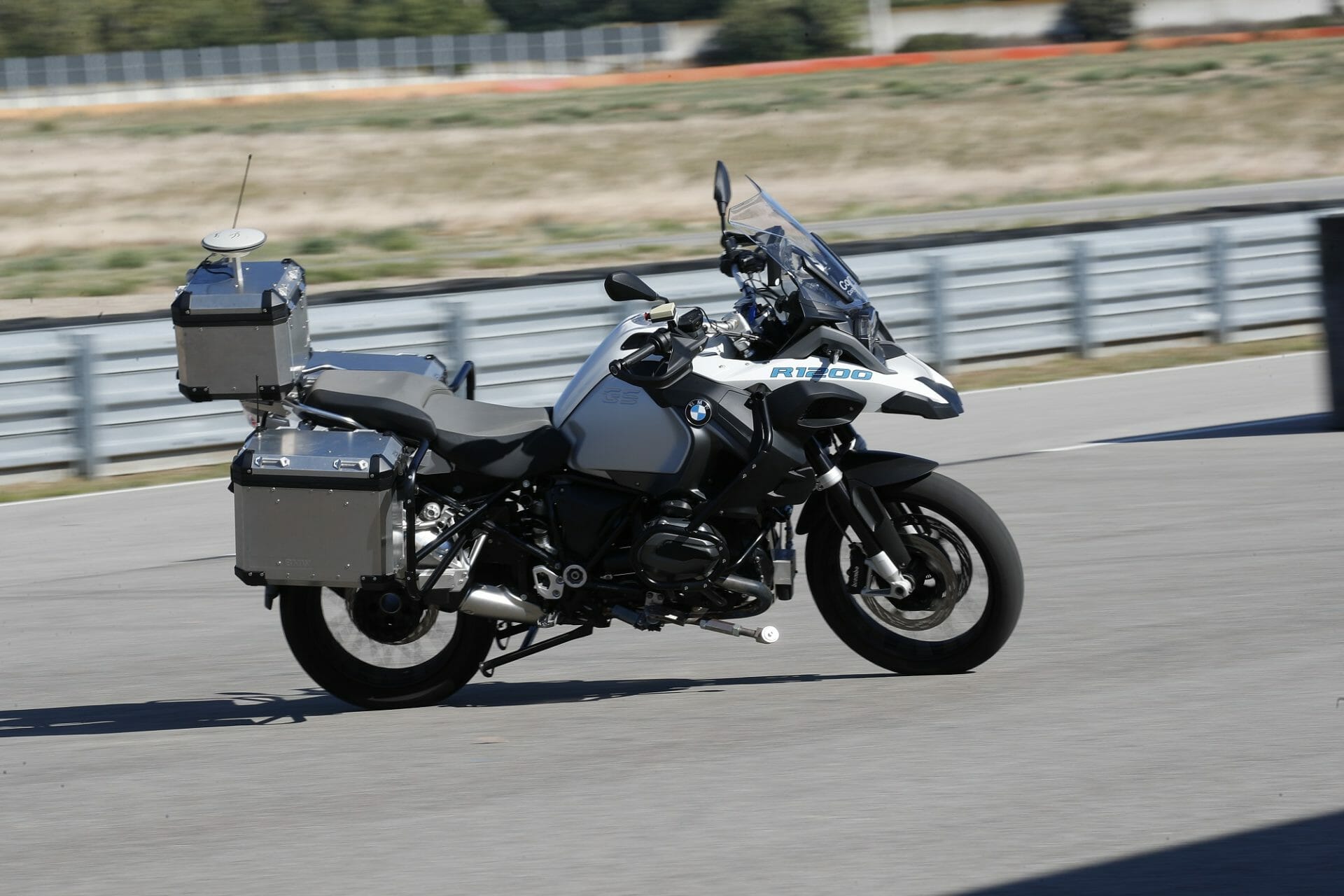 BMW Selbstfahrendes Motorrad – Motorcycles News – Motorrad Nachrichten App (2)