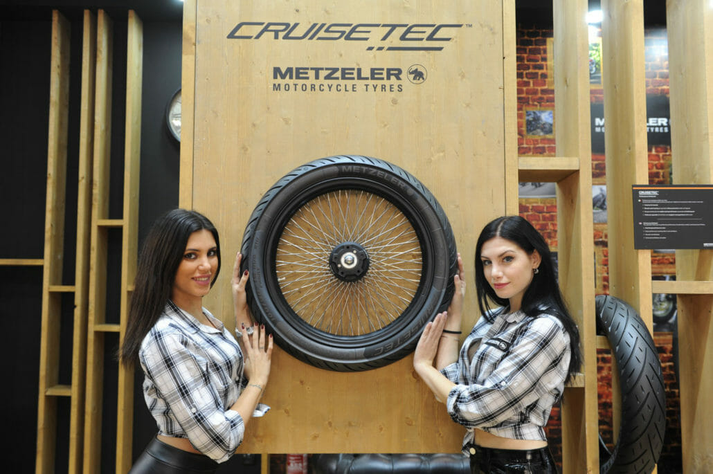Tires for powerful cruisers – Metzeler Cruisetec › Motorcycles.News ...