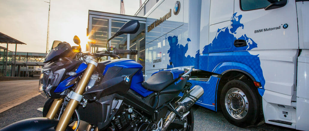 P90348203_highRes_bmw-motorrad-on-tour