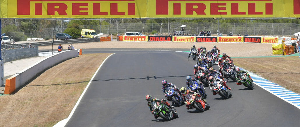 WorldSBk_Race_1_action_2
