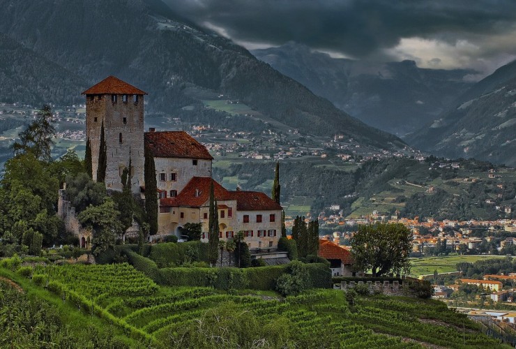 cropped castle 1272753 1920