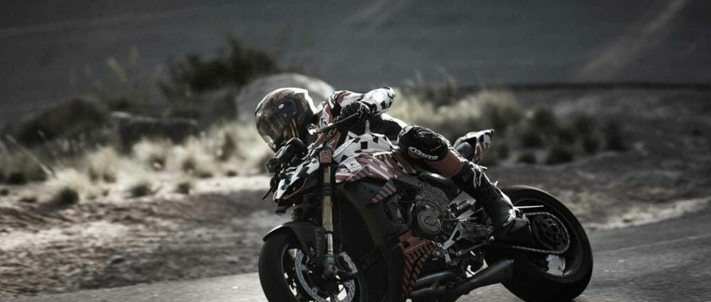 cropped-Carlin-Dunne-on-Streetfighter-V4_UC76165_High.jpg