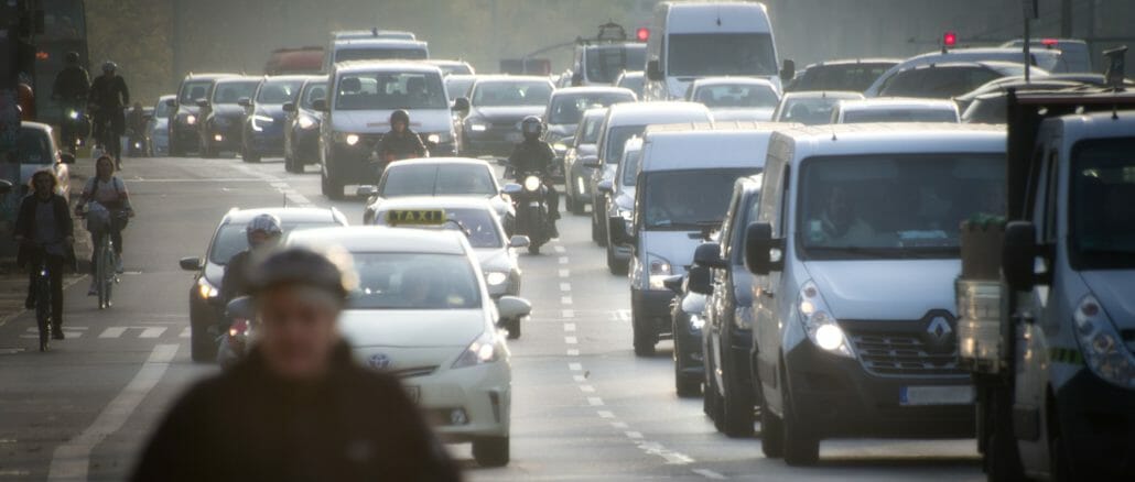 cropped-driving-ban-3806936.jpg