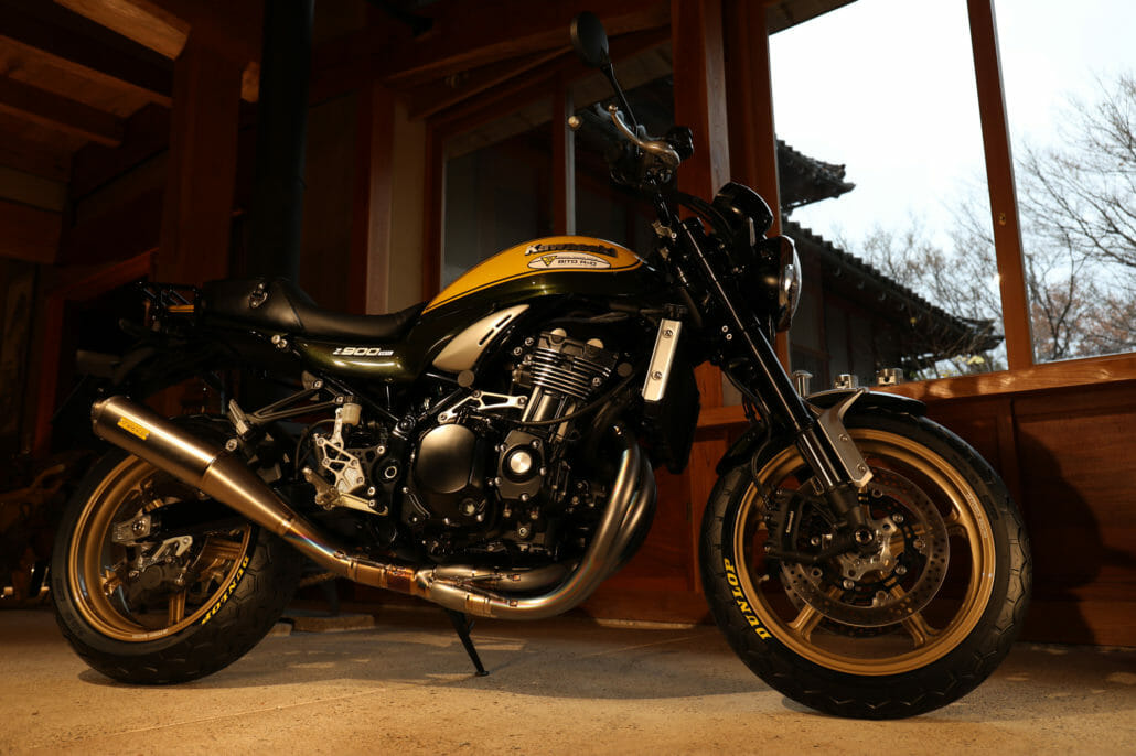 Neuer Dunlop Retro-Reifen bei der ClassicTT 29 dunloptt100gp 506077