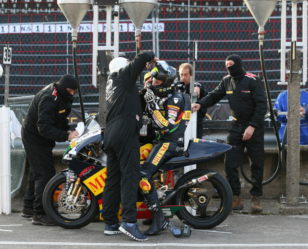 Bruce Anstey gewinnt Lightweight Classic TT 39 lightweight classic tt 000769