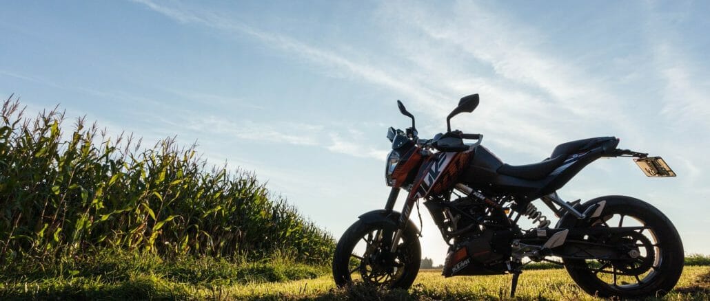 cropped-Motorrad-im-Herbst-klein.jpg