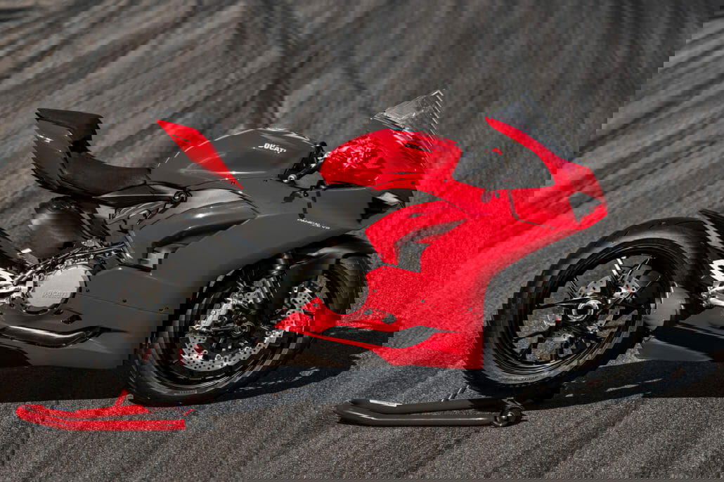 Ducati Panigale V2 for 2020 35 Ducati Panigale V2 Motorcycle News App Motorrad Nachrichten App MotorcyclesNews 30