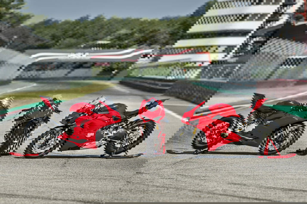 Ducati Panigale V2 for 2020 51 Ducati Panigale V2 Motorcycle News App Motorrad Nachrichten App MotorcyclesNews 69