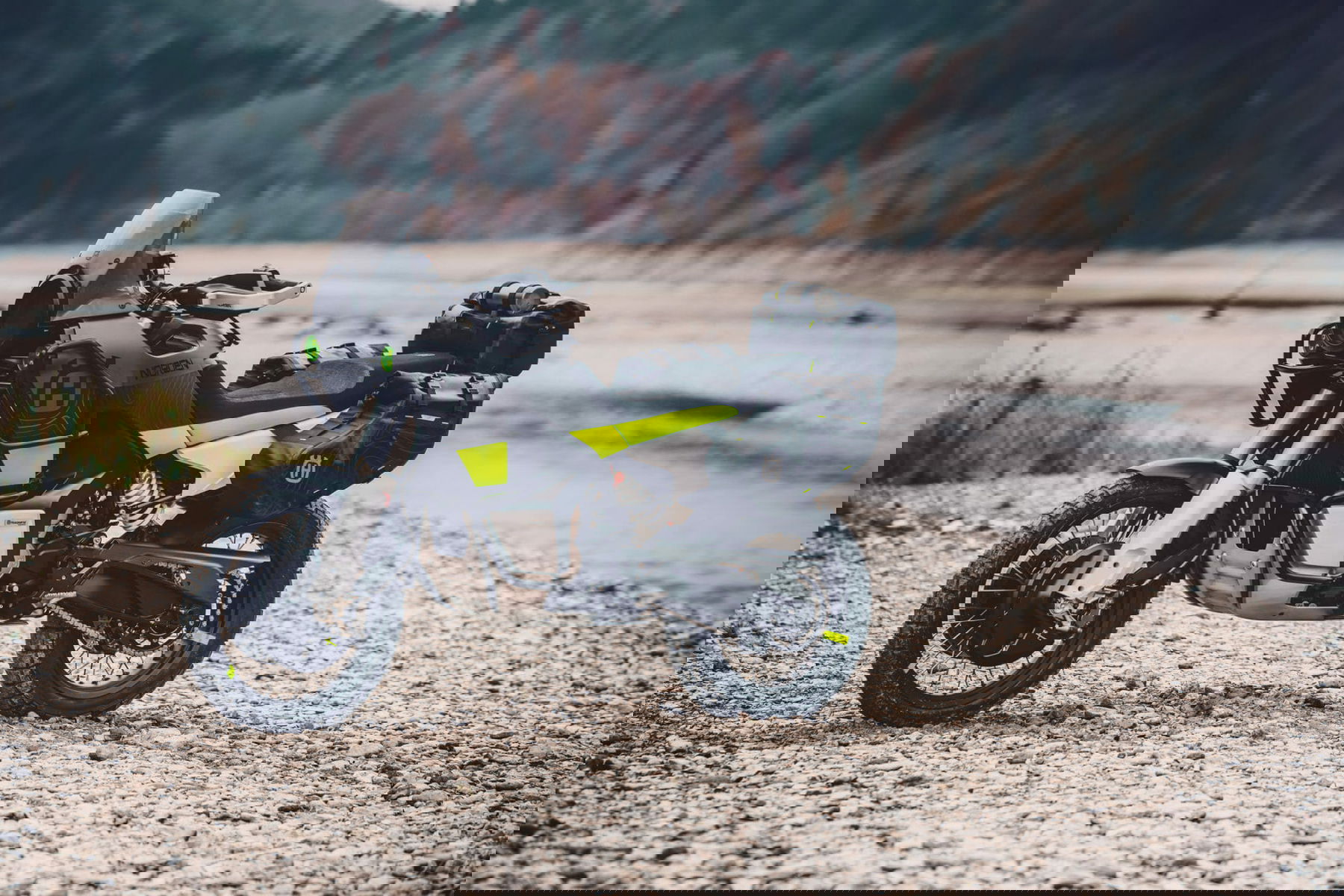 Erstes Bild der Husqvarna Norden 901 in finaler Form › Motorcycles.News