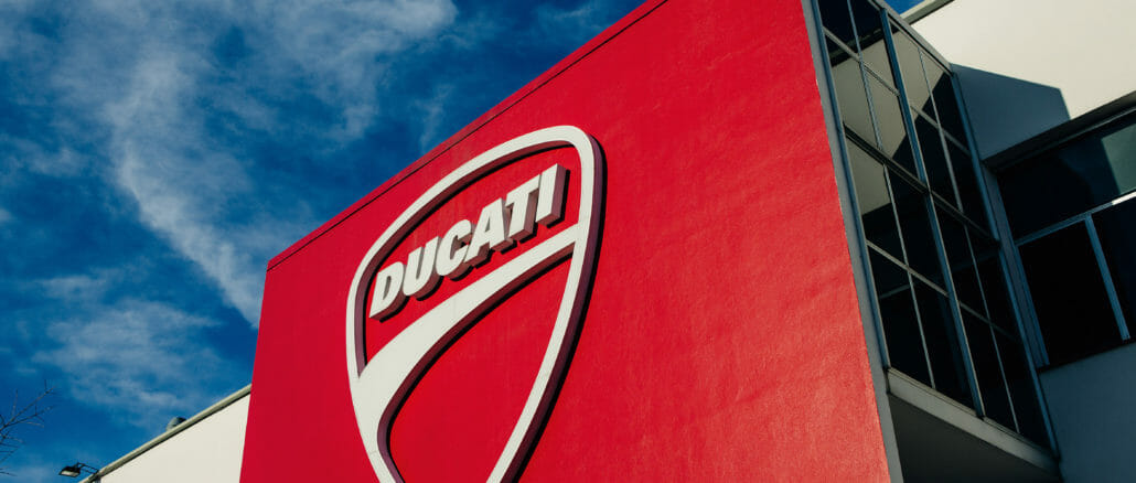 DUCATI MOTOR HOLDING spa FACTORY 2016 - big_UC38185_High
