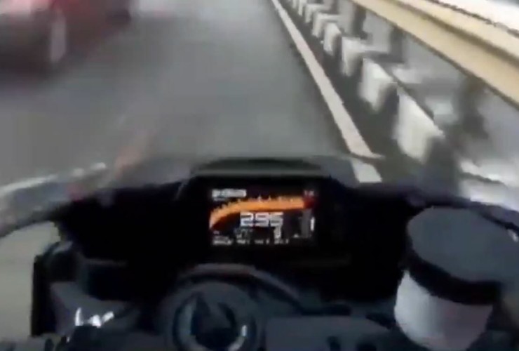 Indian arrested after video on social media 57 300 kmh Indien