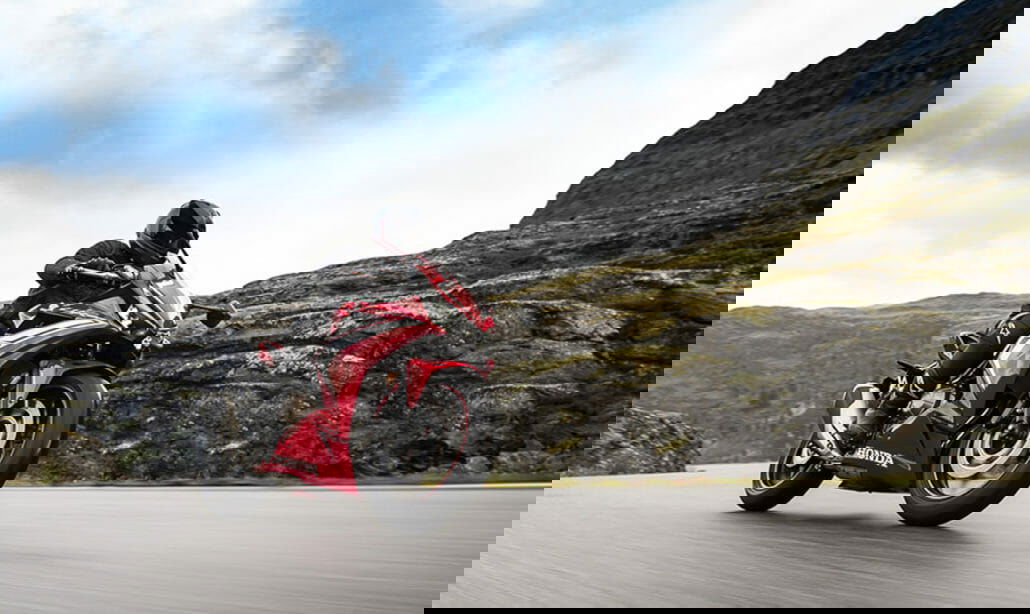 Honda CBR400R 2020 Japan 11