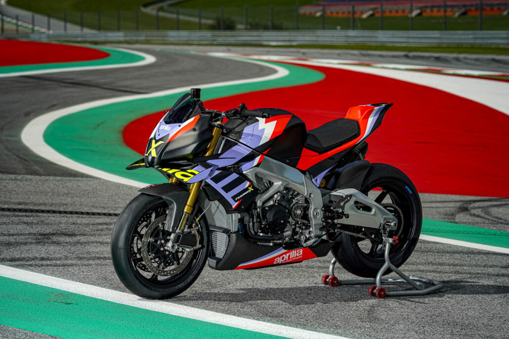 01 aprilia tuono v4 x 1
