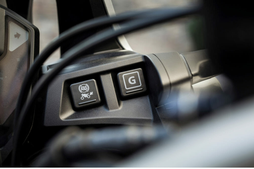 305923 Honda reaches ten years of production of Dual Clutch Transmission