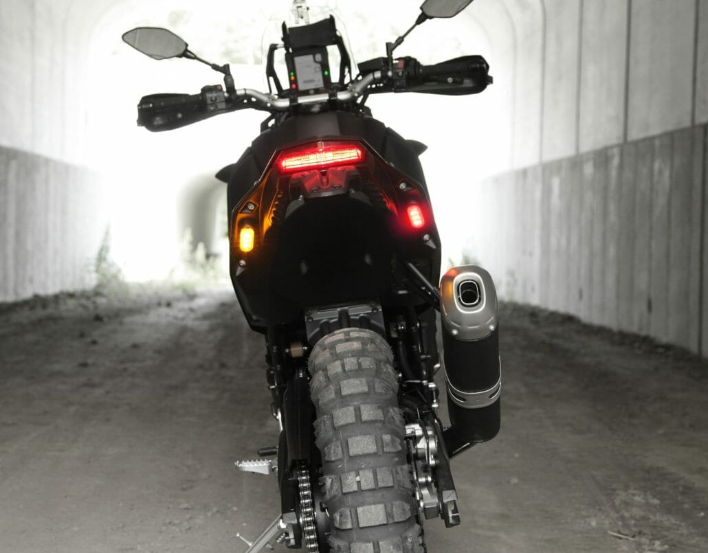 T3Undertailback 2000x 1