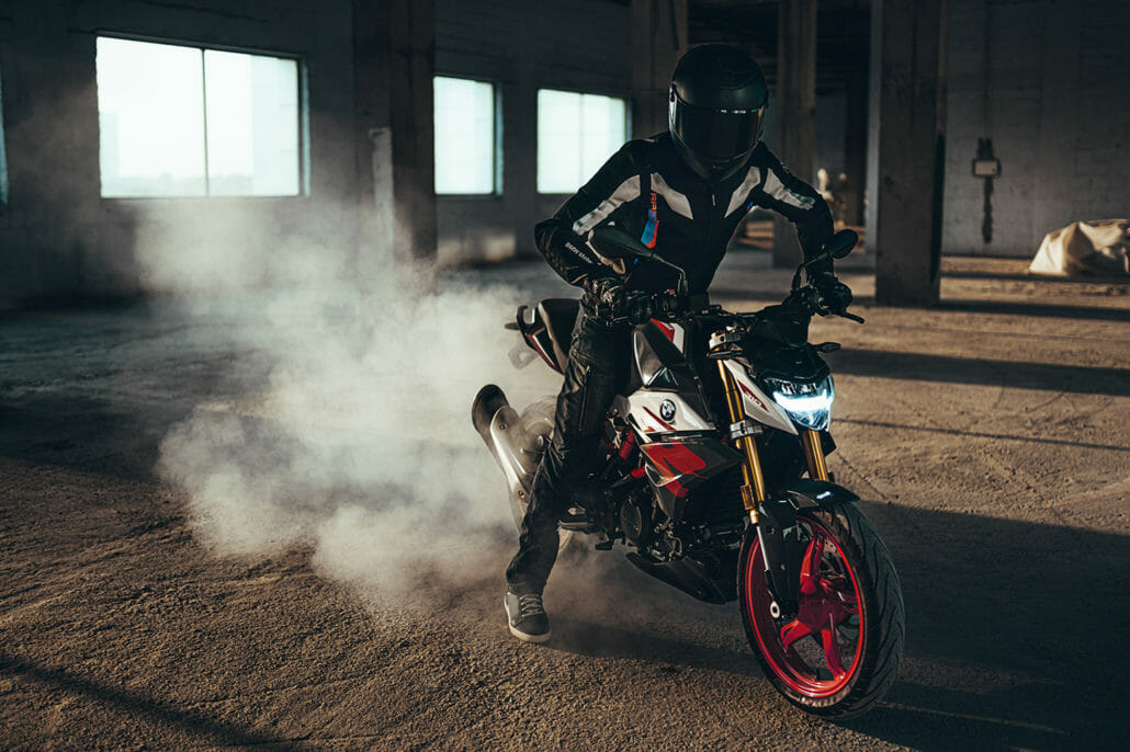 BMW G 3110 R 2021 7