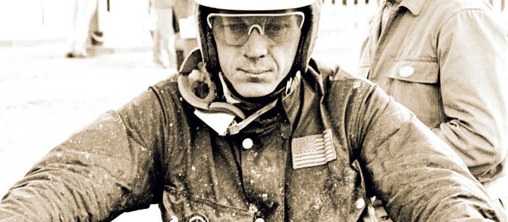 „Steve McQueen: Seine Motorräder, seine Rennen“ von Matt Stone.