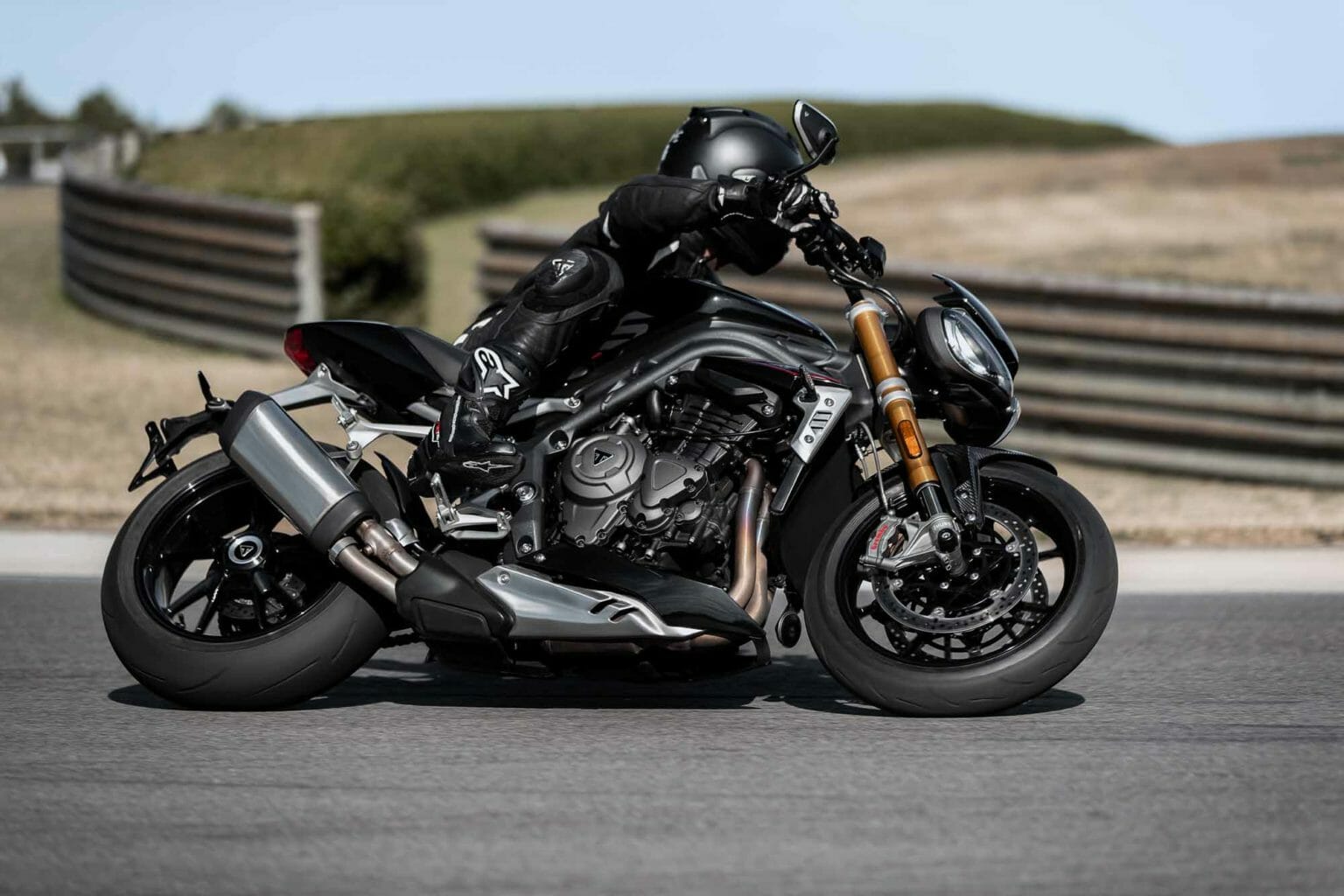 All New Triumph Speed Triple 1200 RS - Motorcycle News 