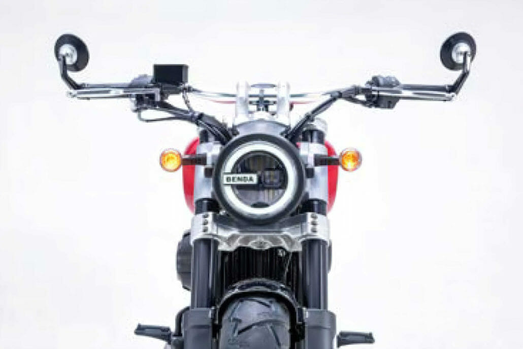 Benda BD300 Sporty 26
