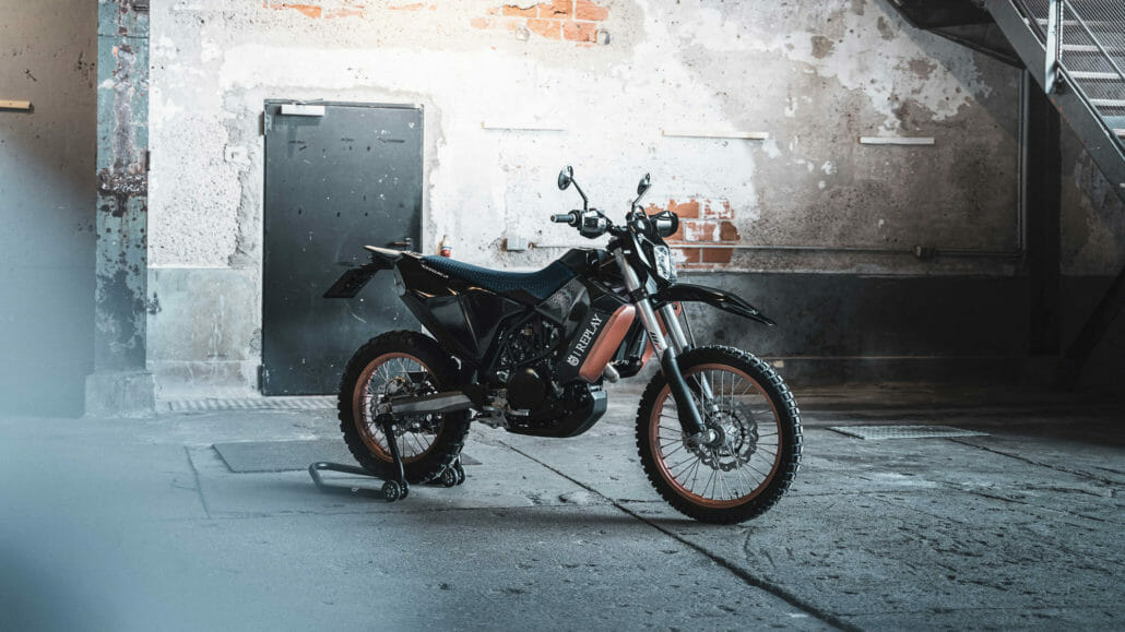 701 Enduro LR Replay Limited Edition