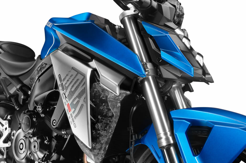 Suzuki GSX S950 15