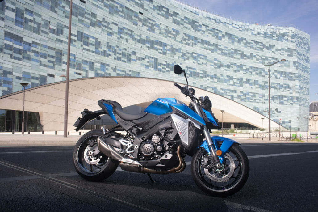 Suzuki GSX S950 20