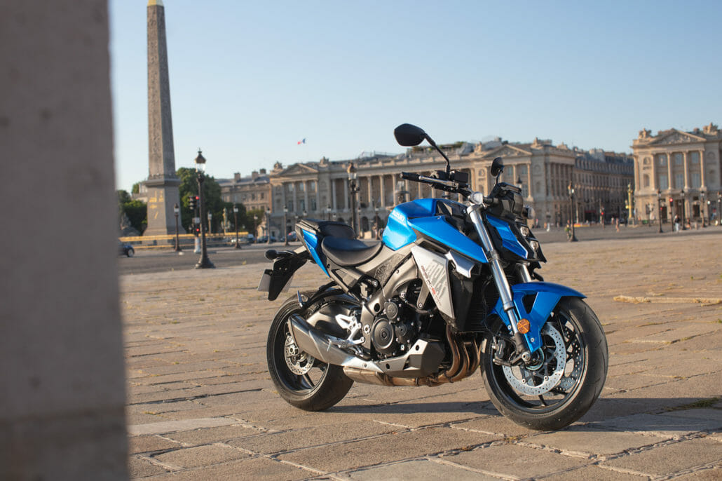 Suzuki GSX S950 24