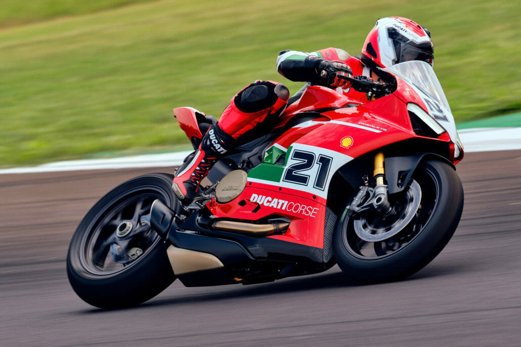 Ducati Panigale V2 Bayliss 1st Championship 20th Anniversary 33