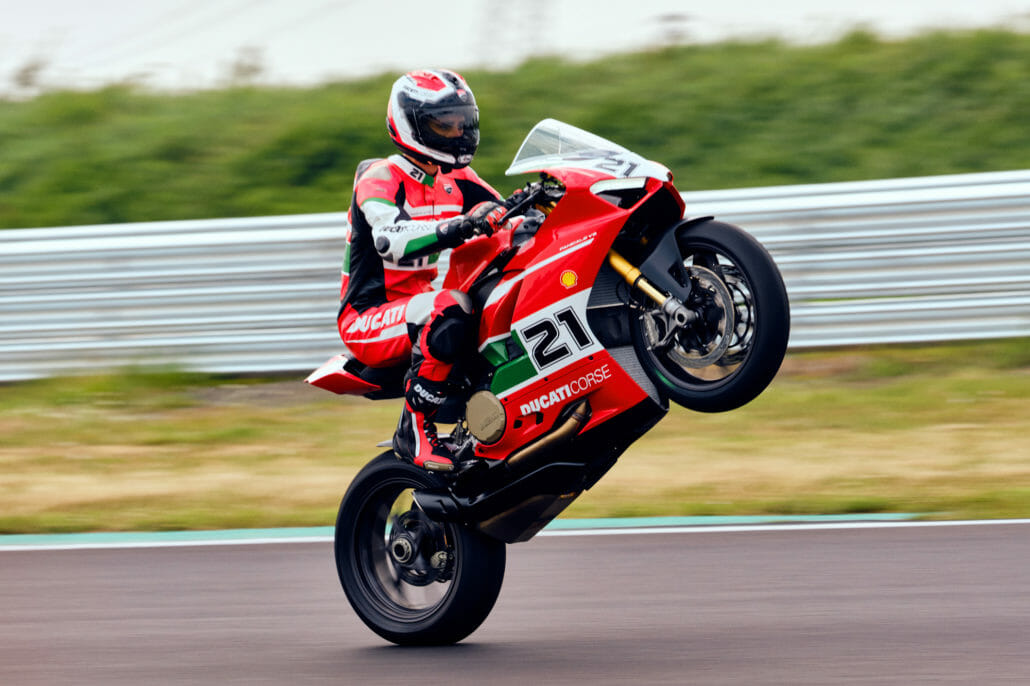 Ducati Panigale V2 Bayliss 1st Championship 20th Anniversary 36