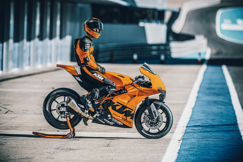 KTM RC8 C 37