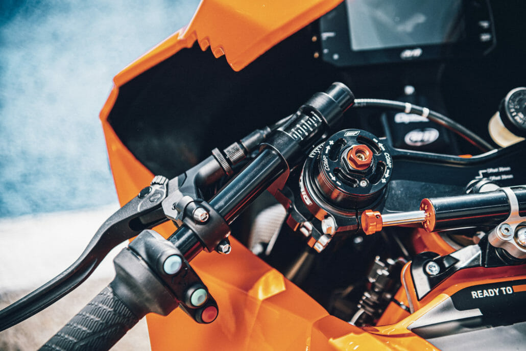 KTM RC8 C 39