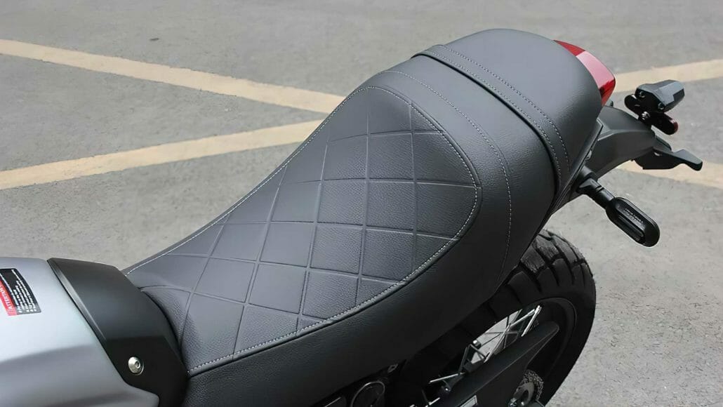Voge 300 ACX 1