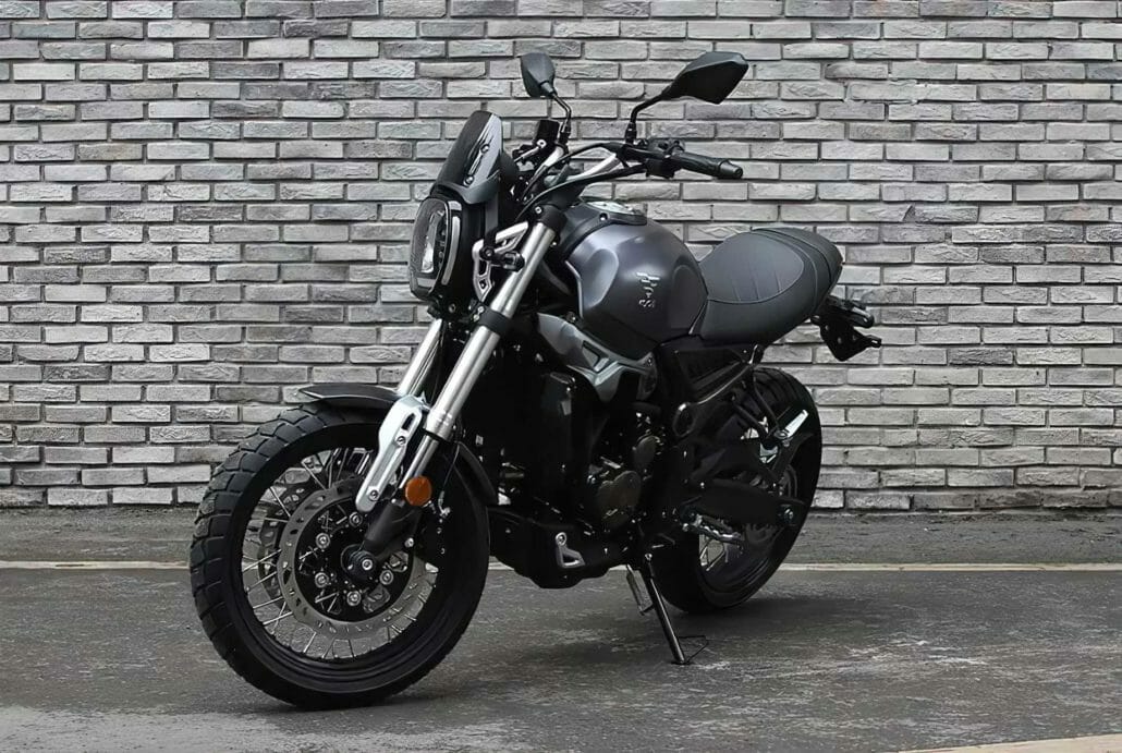 Voge 300 ACX 7