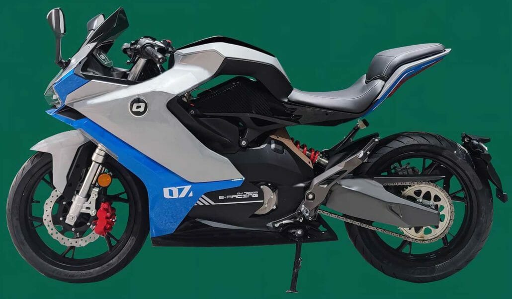 QJMotor QJ7000D 3