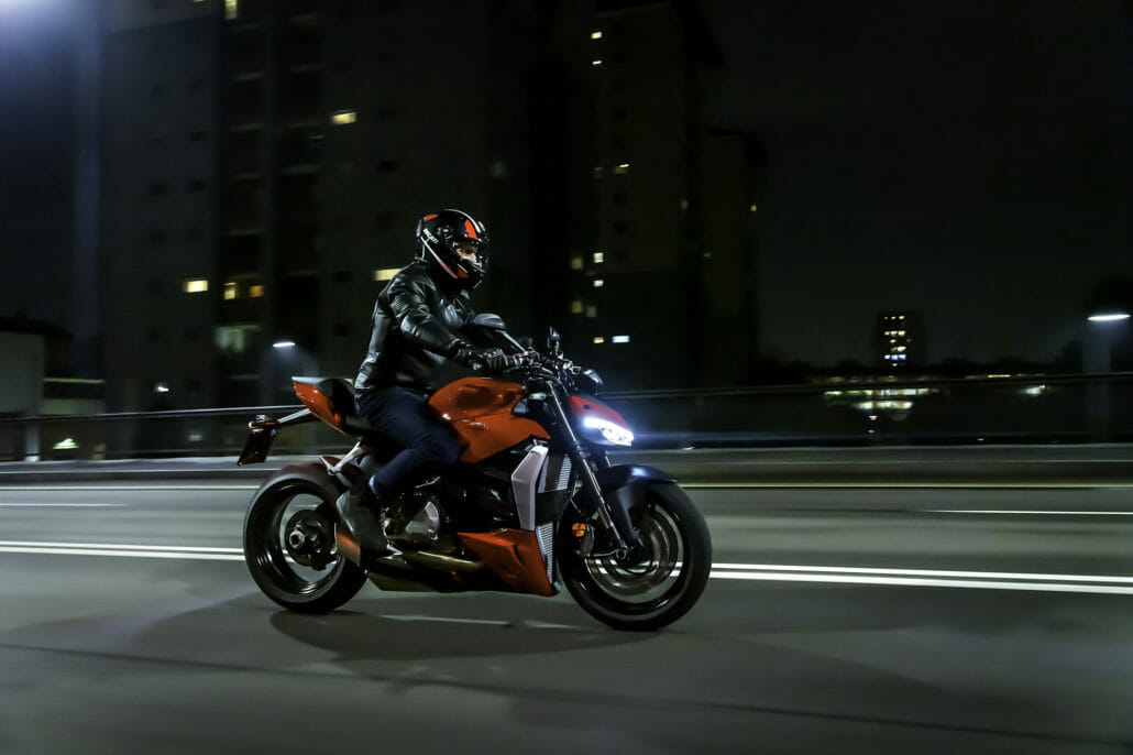 Ducati Streetfighter V2 bekommt eine zusätzliche Farbvariante 5 MY22 Ducati Streetfighter V2 108 UC351919 High