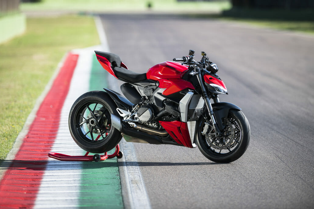 Ducati Streetfighter V2 bekommt eine zusätzliche Farbvariante 24 MY22 Ducati Streetfighter V2 38 UC351855 High