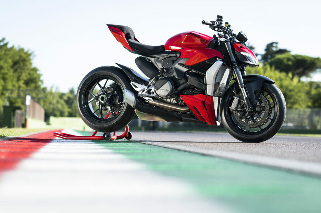 Ducati Streetfighter V2 bekommt eine zusätzliche Farbvariante 26 MY22 Ducati Streetfighter V2 44 UC351861 High