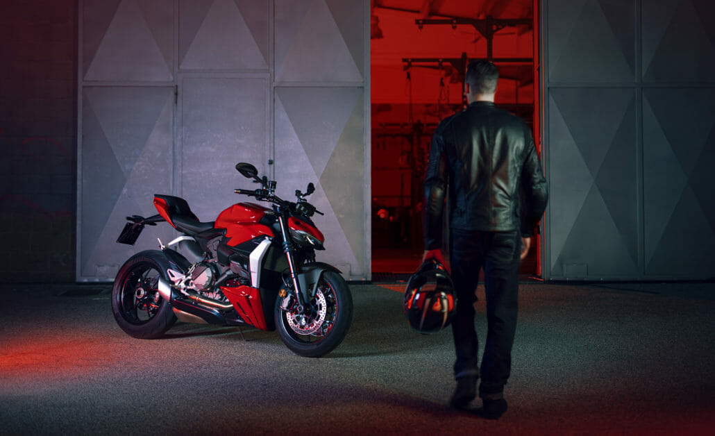 Ducati Streetfighter V2 bekommt eine zusätzliche Farbvariante 28 MY22 Ducati Streetfighter V2 52 UC351868 High