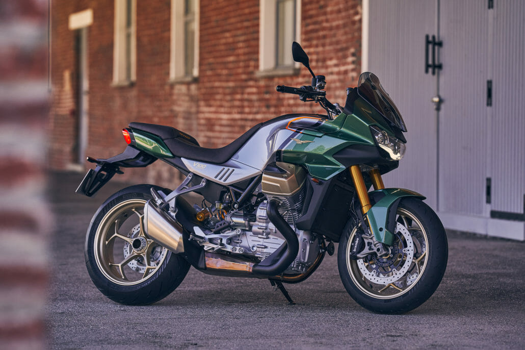 Moto Guzzi V100 Mandello 50