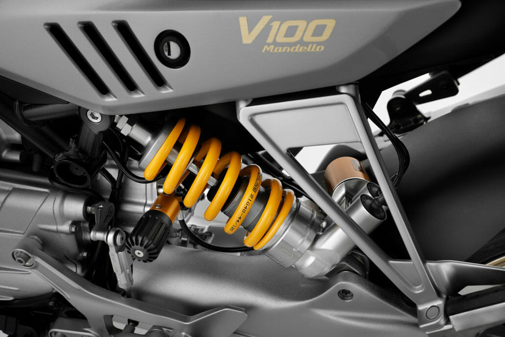 Moto Guzzi V100 Mandello 8