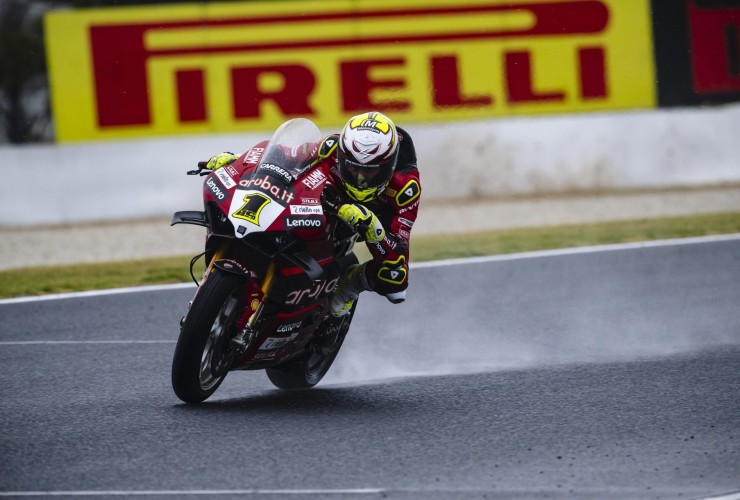 Ducati-Werkspilot Alvaro Bautista siegt beim Saisonauftakt der Superbike-WM 2023 auf Phillip Island bei schwierigen Bedingungen 78 alvaro bautista ducati