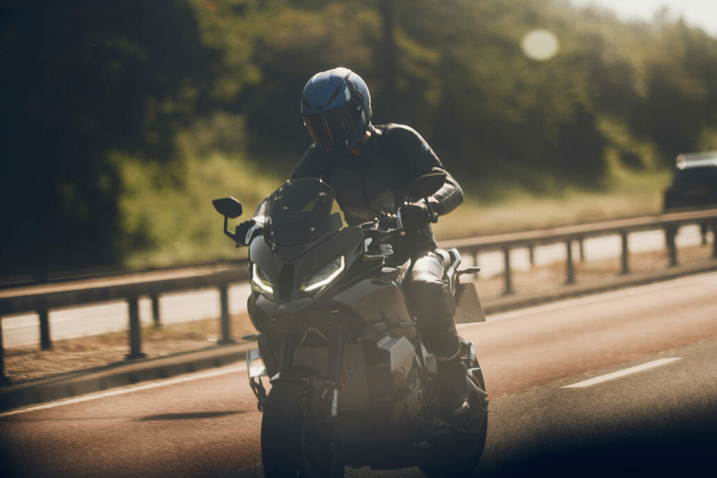 BMW M 1000 XR Prototyp 12