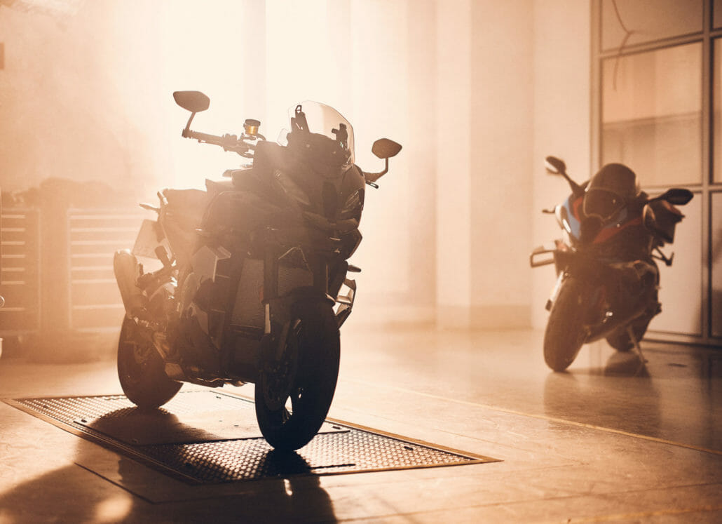 BMW M 1000 XR Prototyp 8